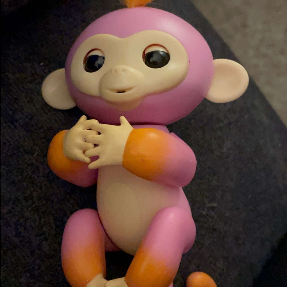 Electronic Fingerling Monkey
